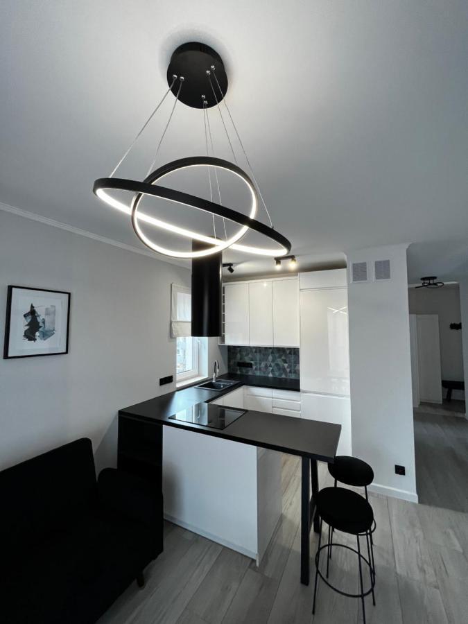 Trzy Pokoje Mieszkanie W Nowej Dzielnicy Wroclawia Apartment Exterior photo